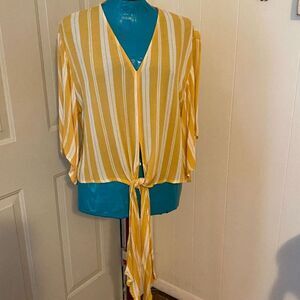 Jolt Boho V-Neck Bell 3/4 Bell Sleeve Rayon Womens Top Size S